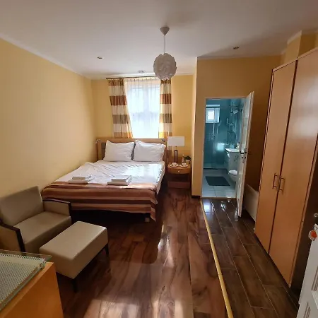 Jagiellonska 3 - Duze Przestronne Pokoje, Centrum Miasta, Szybkie Wifi Aparthotel Katowice