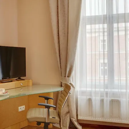 Apartahotel Jagiellonska 3 - Duze Przestronne Pokoje, Centrum Miasta, Szybkie Wifi 3*